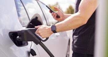 2024 US OEM EV App Report